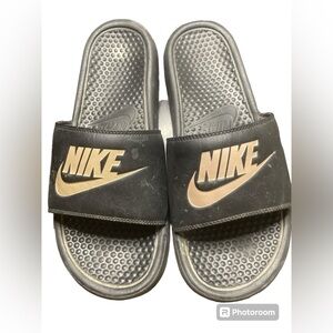 Nike Slides Black
